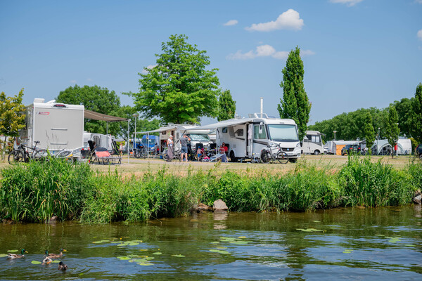 Camping aan het water