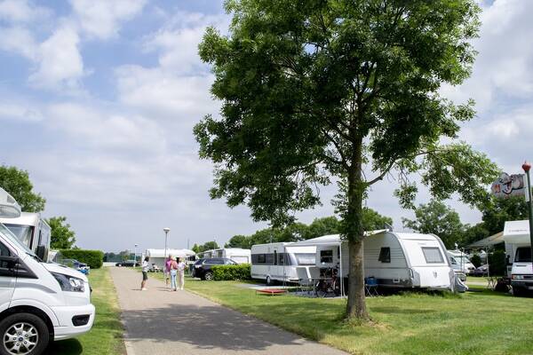 Comfortplaatsen M - N Rij Oolderhuuske Roermond